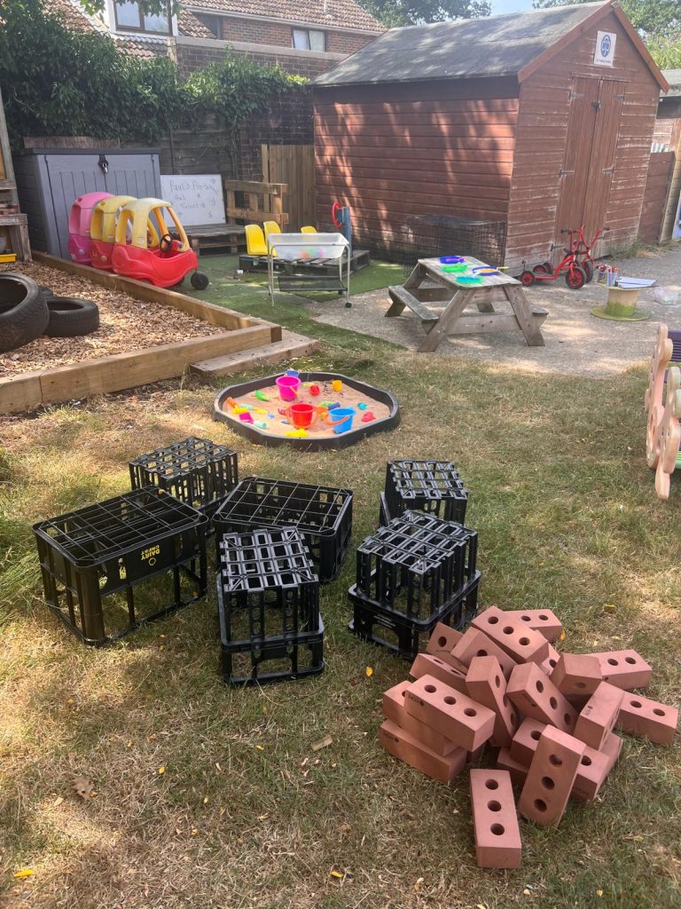 Play Bricks And Crates